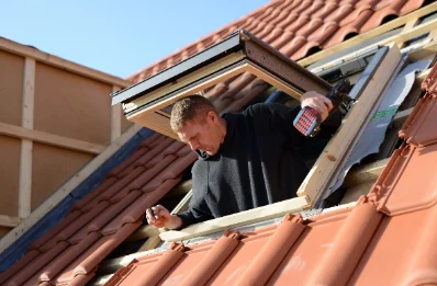 Pose de fenêtres de toit Velux à Lisses